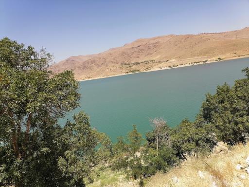 عکس تفرجگاه سد مهاباد