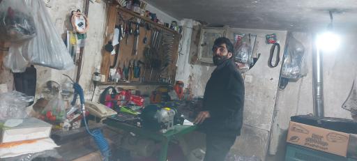 عکس تعمیرگاه موتورسیکلت مرتضی