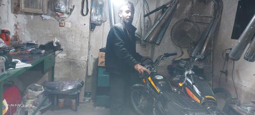 عکس تعمیرگاه موتورسیکلت مرتضی