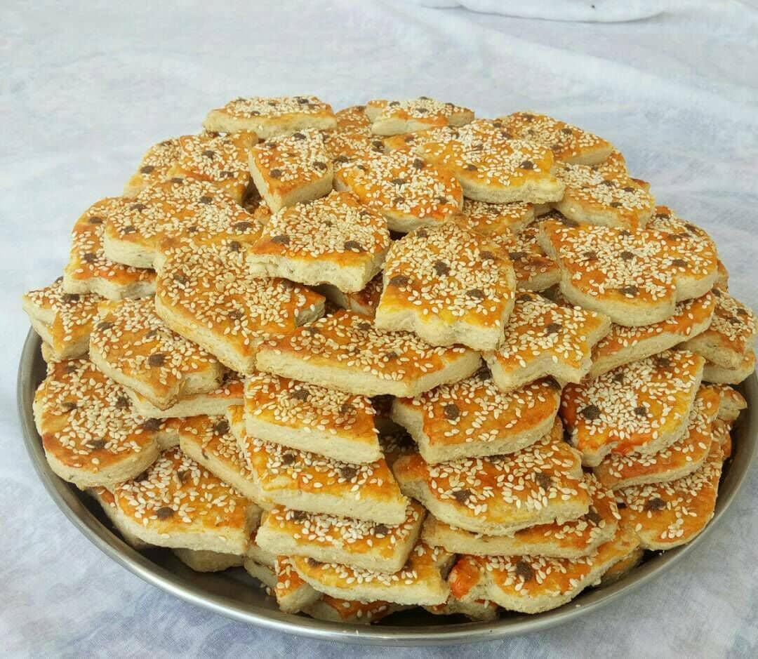 عکس شیرینی پزی شقایق