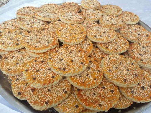 عکس شیرینی پزی شقایق
