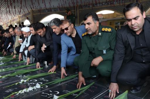 عکس گلزار شهدای ساوه