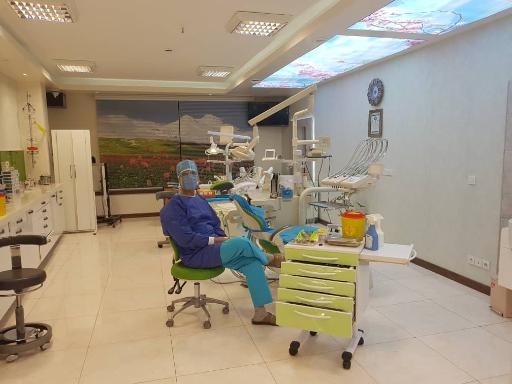 عکس دندانپزشکی دکتر مهدی حقانی