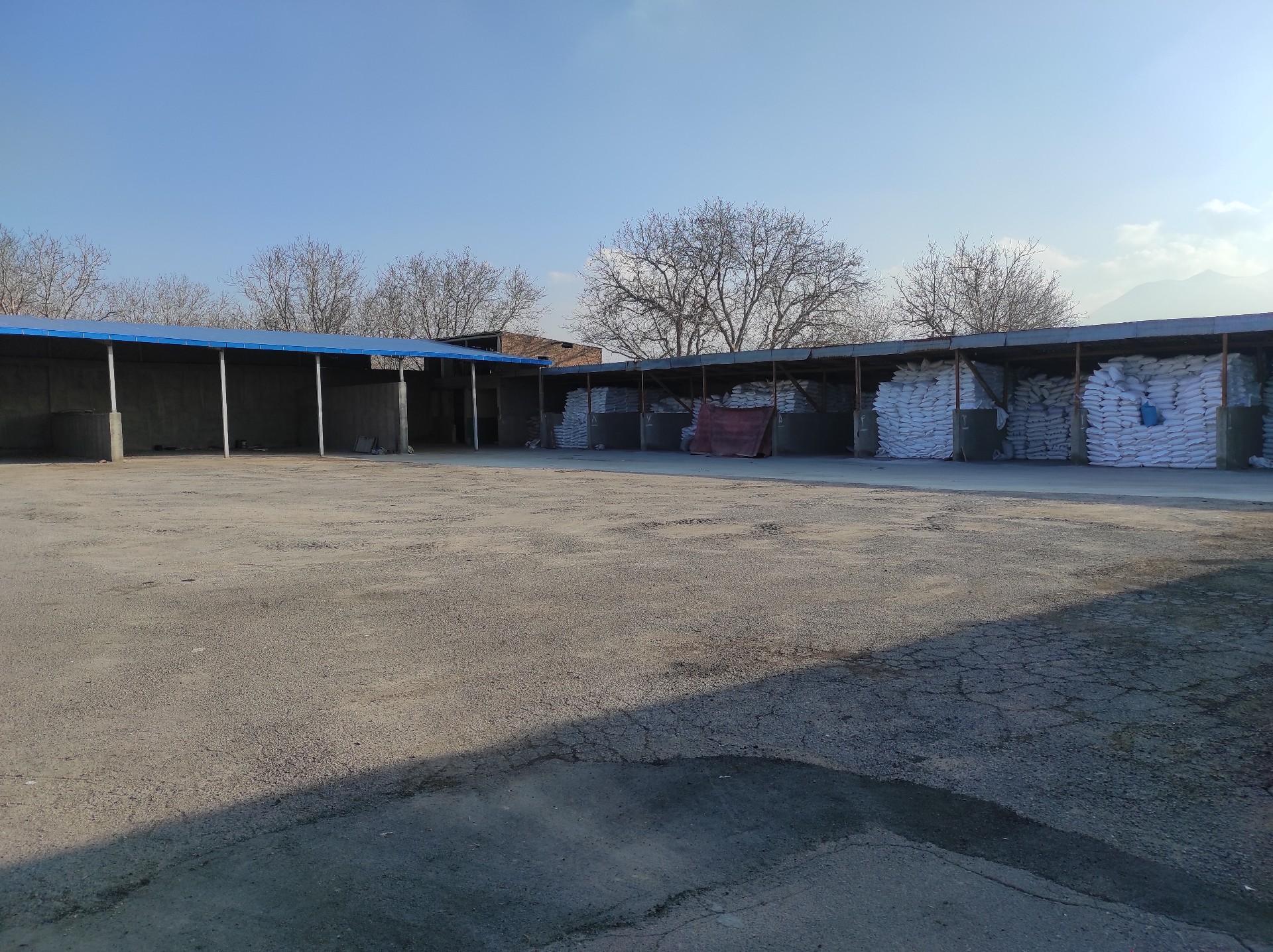 عکس انبار حبوبات و باسکول ۶۰ تنی کفشدوز 