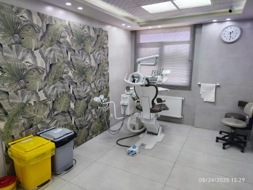 عکس دندانپزشکی تبسم