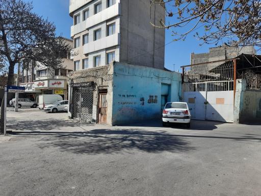 عکس مصالح فروشی حسینی