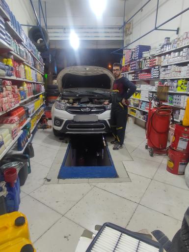 عکس اتوسرویس پایتخت