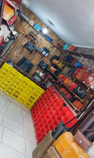 عکس فروشگاه تولید کیف چرم و یراق بیگ چرم 