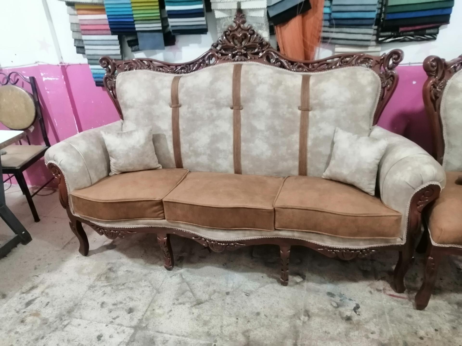 عکس تولید و تعمیرات مبلمان مهرا