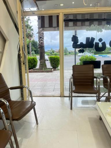 عکس مشاور املاک گیلان ملک