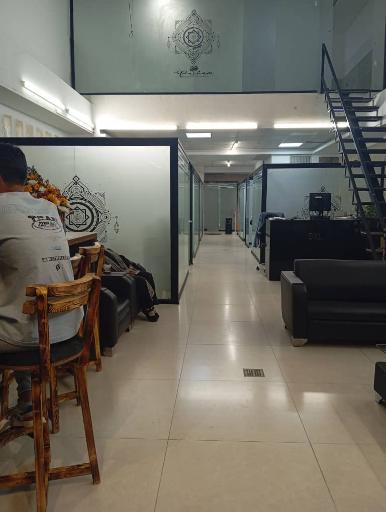 عکس پوست ومو پرهام درمانگاه پرهام