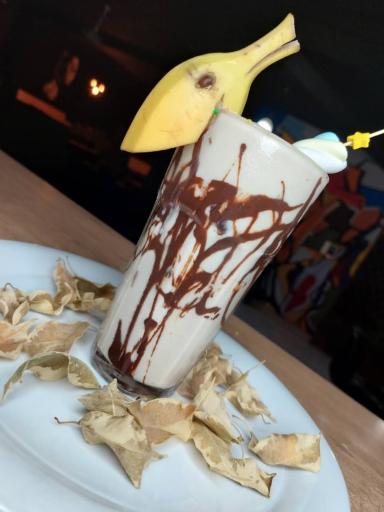 عکس کافه شهریار