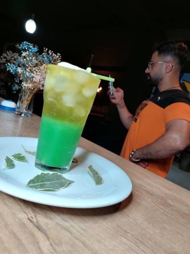 عکس کافه شهریار