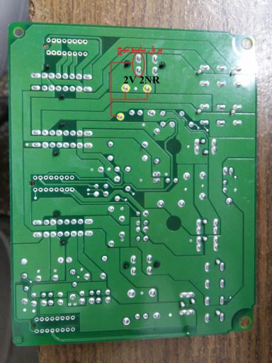 عکس تعمیرگاه و تنظیم موتور کریمی