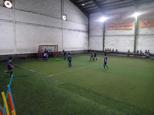 سالن چمن مصنوعی کاپیتان