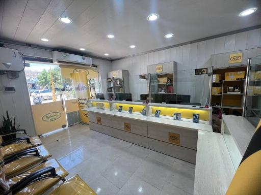 عکس مرکز خدمات ایرانسل