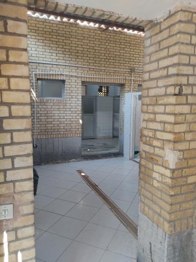 عکس سرویس بهداشتی باغ غدیر