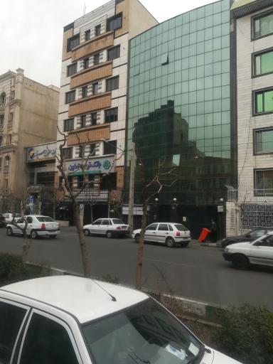 عکس ساختمان پزشکان فاطمی