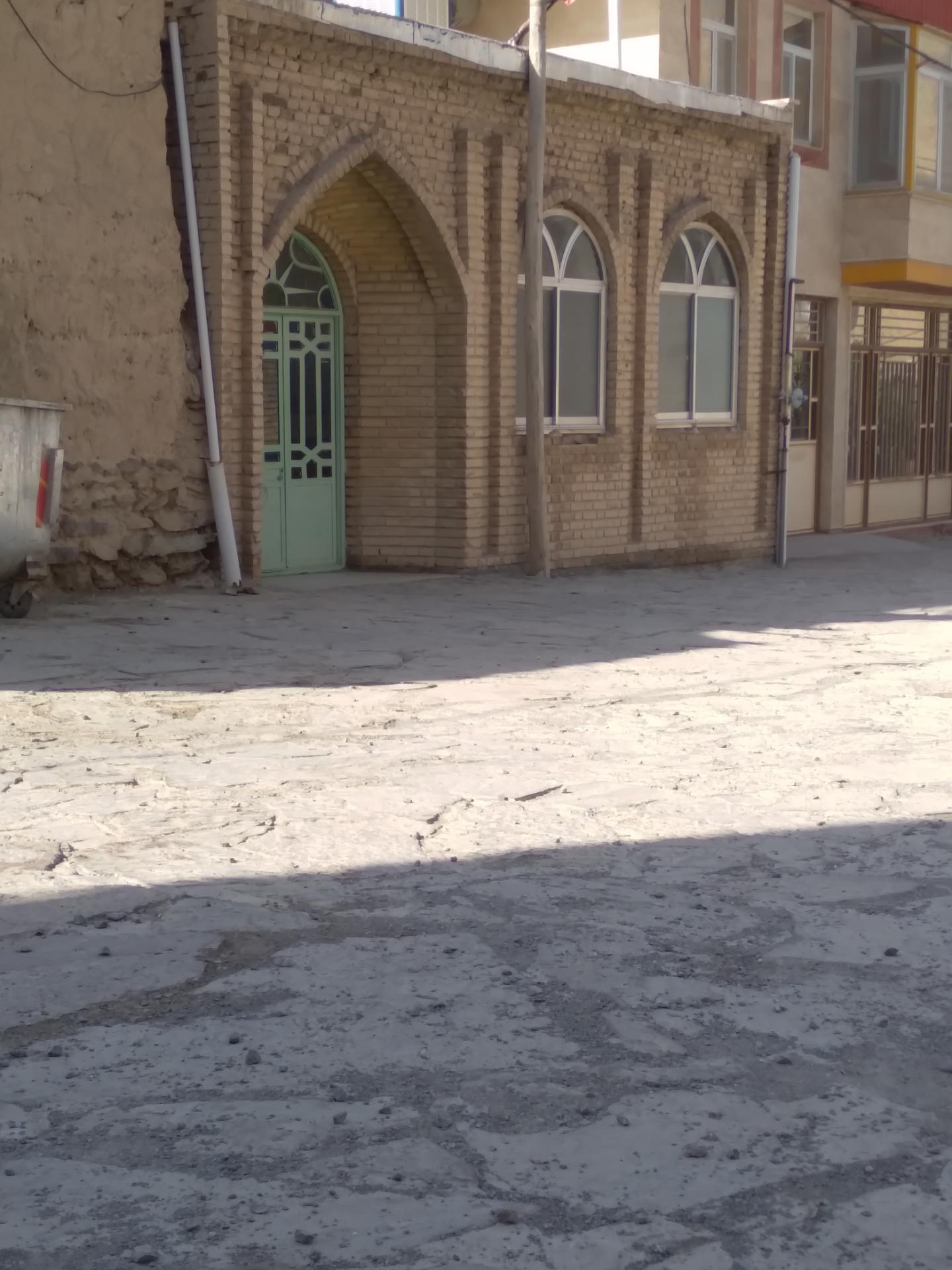 عکس مسجد محله