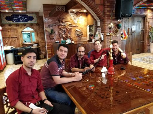 عکس رستوران سنتی قصر ایرانیان