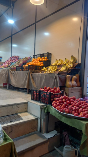 عکس میوه فروشی روانش