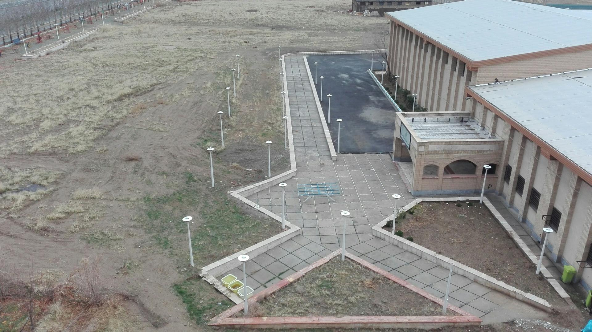 عکس مجموعه مسکونی پژوهشگاه هواشناسی