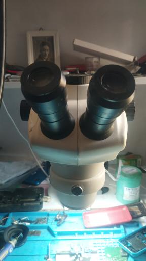 عکس تعمیرات موبایل همراه برتر