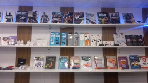 عکس خدمات کامپیوتری وحید