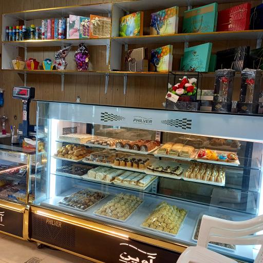 عکس قنادی شهرنوش