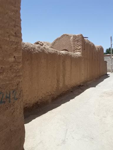 عکس قلعه تاریخی و باستانی قلعه سفید