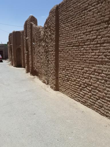 عکس قلعه تاریخی و باستانی قلعه سفید