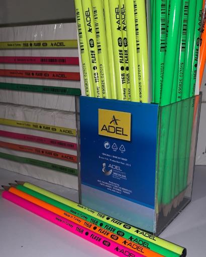 عکس لوازم التحریر