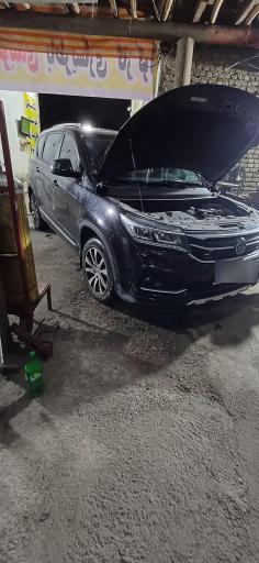 عکس تعمیرگاه اتومبیل علی