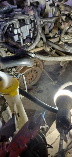 عکس تعمیرگاه اتومبیل علی