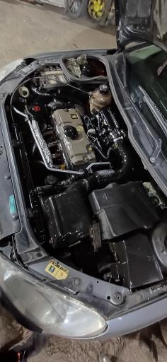 عکس تعمیرگاه اتومبیل علی