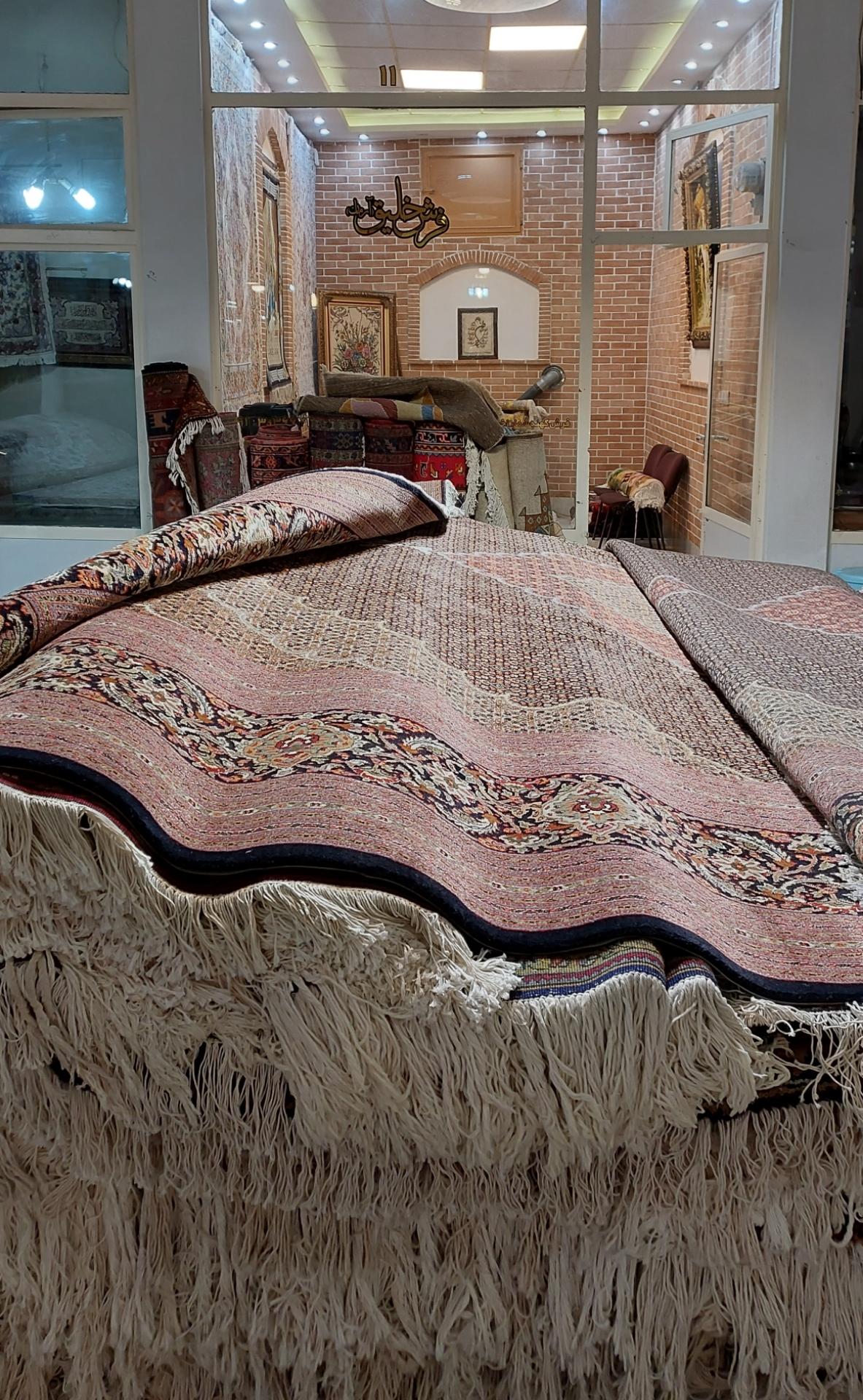 عکس فرش دستبافت آرمان خلیق