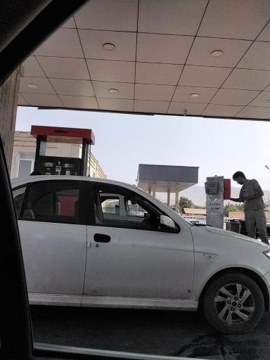 عکس پمپ بنزین کاخ