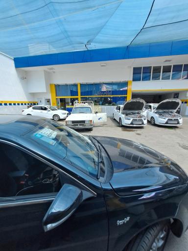 عکس نمایندگی ایران خودرو 2041  آقاجان