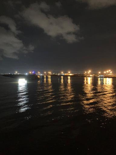 عکس موج شکن انزلی