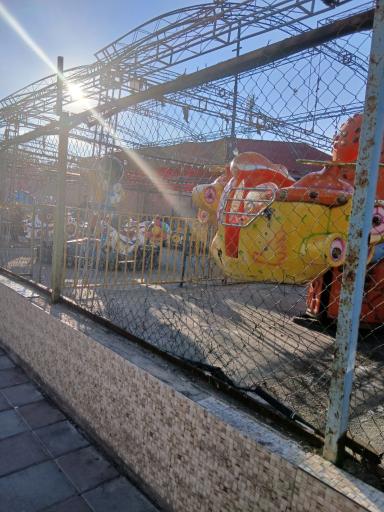 عکس شهربازی بوستان شهید ندایی