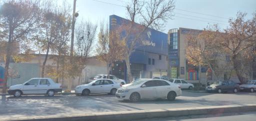 عکس نمایندگی ایران خودرو 2041  آقاجان