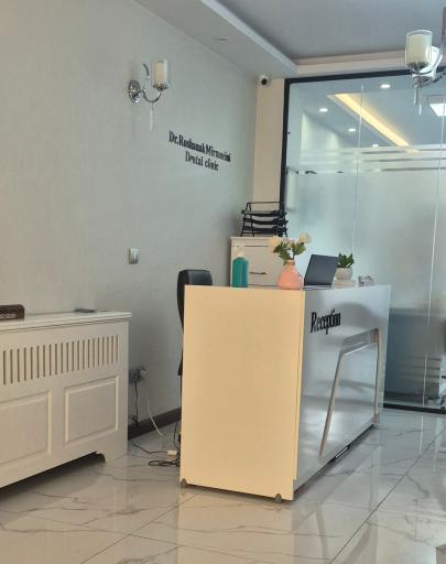 عکس دندانپزشکی دکتر روشنک میرمعینی