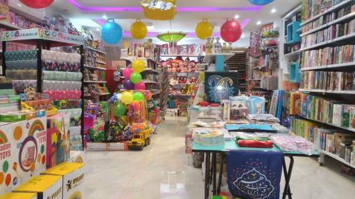 عکس اسباب بازی و نوشت افزار شکرستان