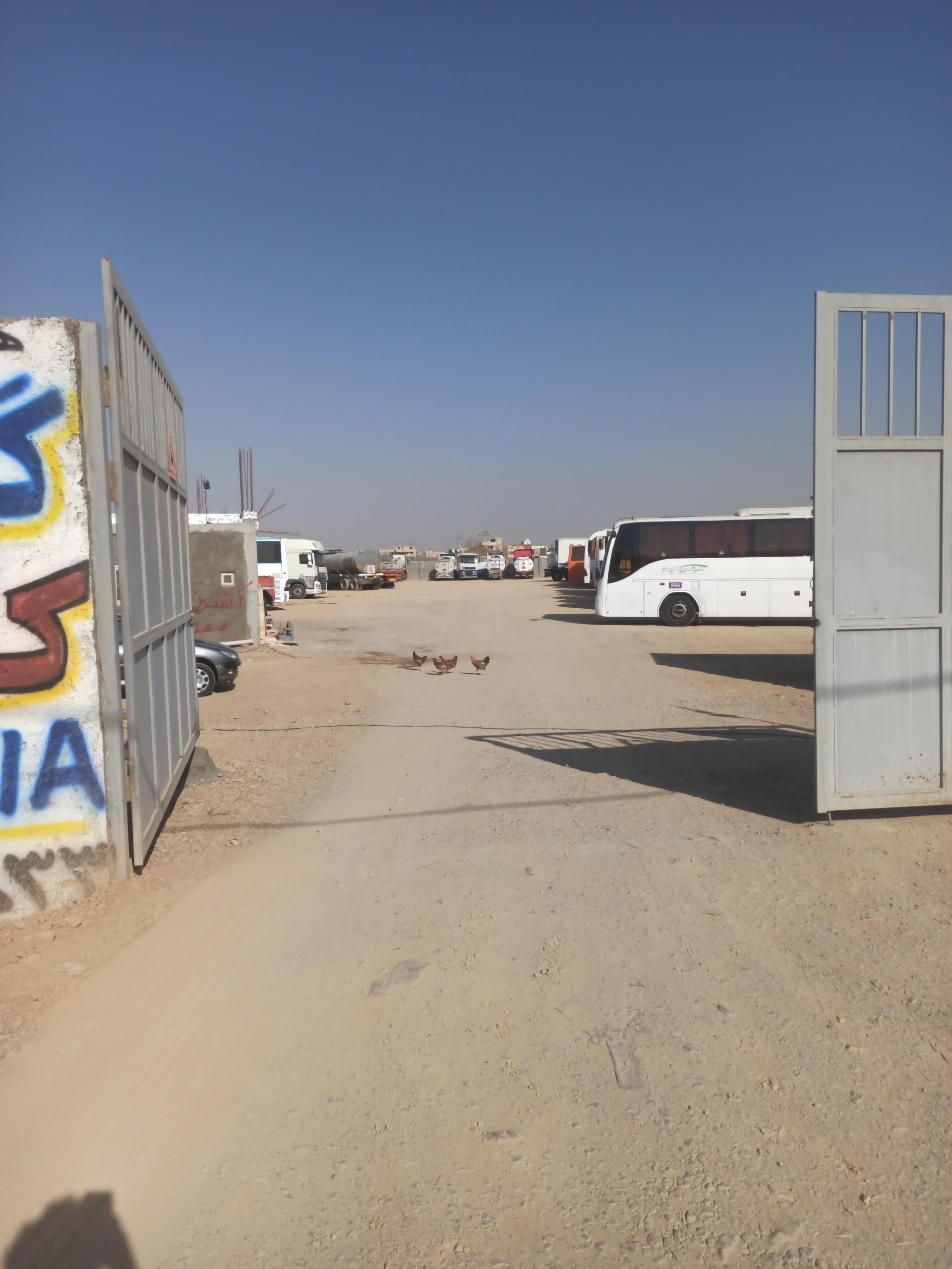 عکس پارکینگ کاوه