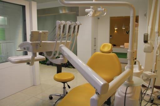 عکس مطب دندانپزشکی دکتر فرشاد محبی