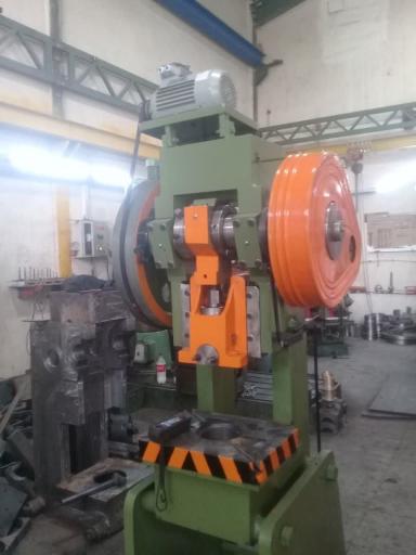 عکس گروه صنعتی برادران حیدری