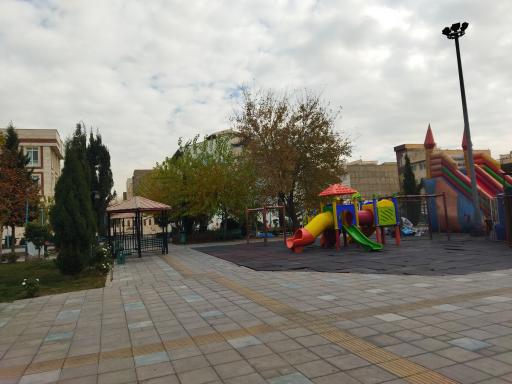 عکس بوستان ارغوان ویژه معلولین و جانبازان