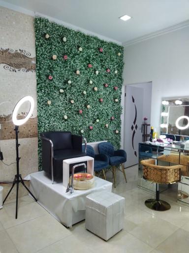 عکس آموزشگاه زیبایی دلربا