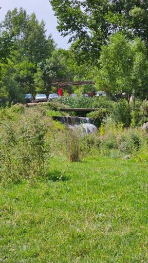 عکس غار و آبشار ویلا دره