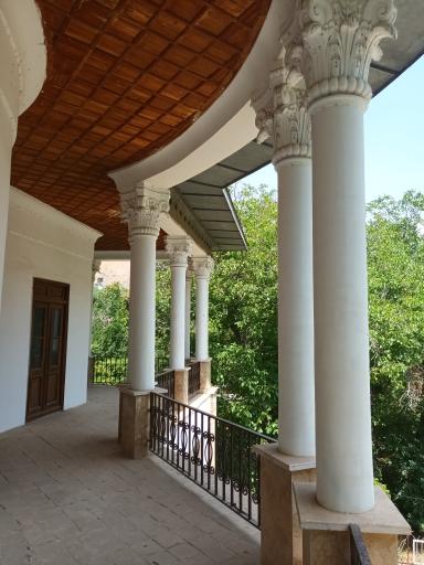 عکس عمارت مظفریه اوشان